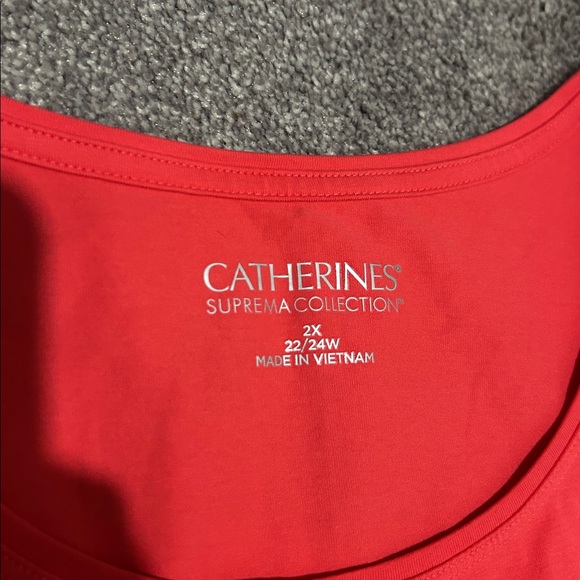 Catherines Tops - Picture 2 of 3